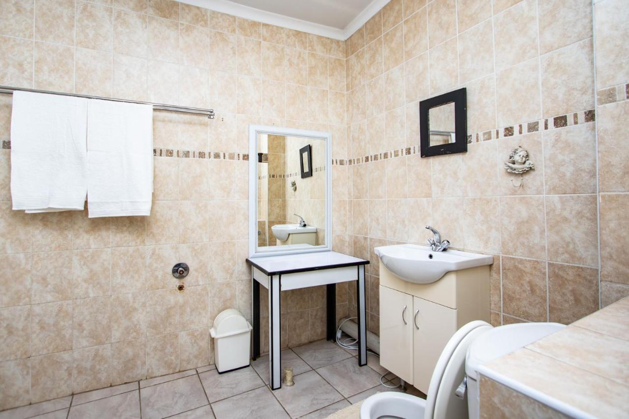 Willow Guest House Boksburg Eksteriør bilde