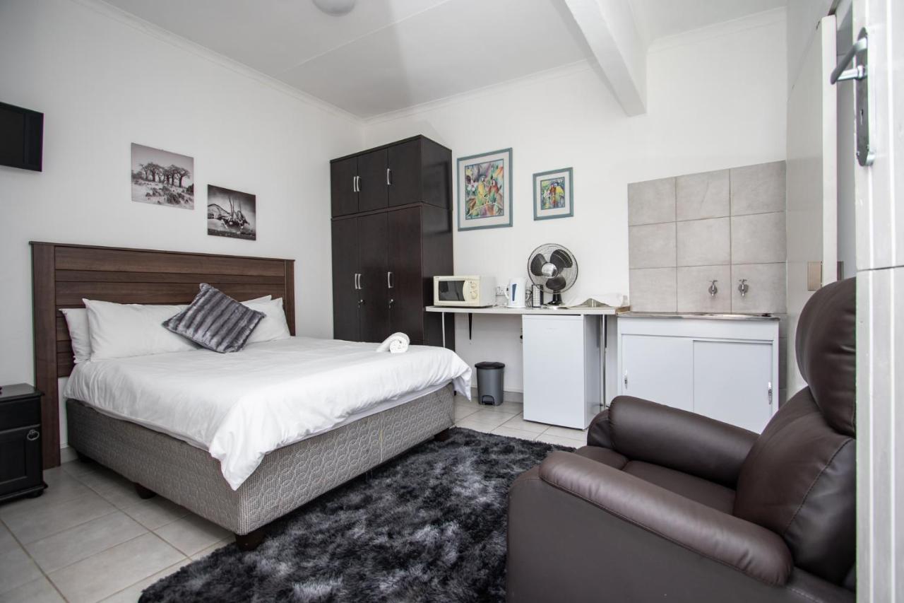 Willow Guest House Boksburg Eksteriør bilde