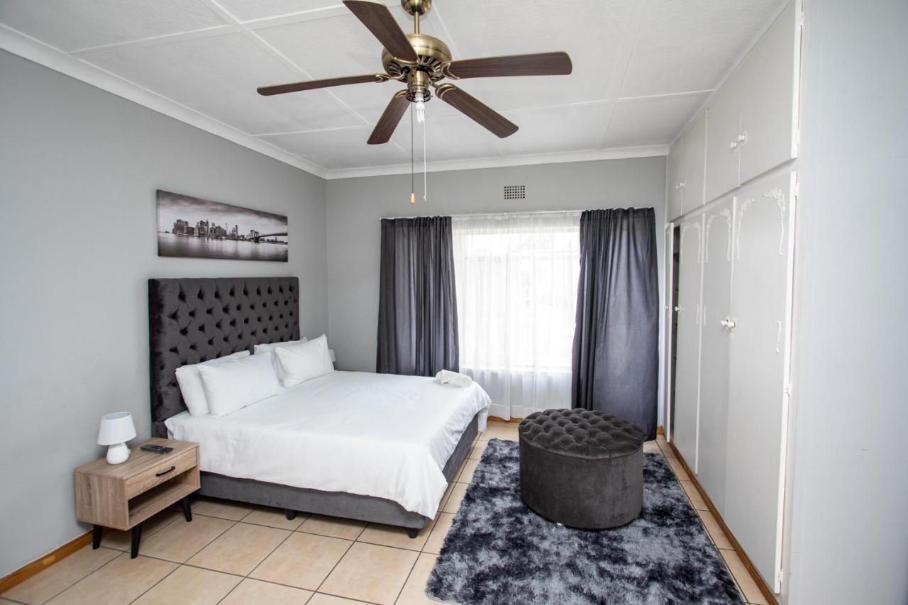 Willow Guest House Boksburg Eksteriør bilde