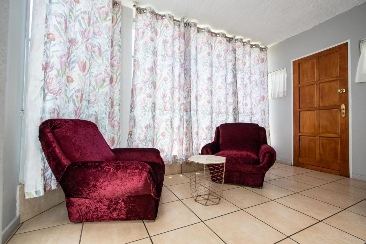 Willow Guest House Boksburg Eksteriør bilde