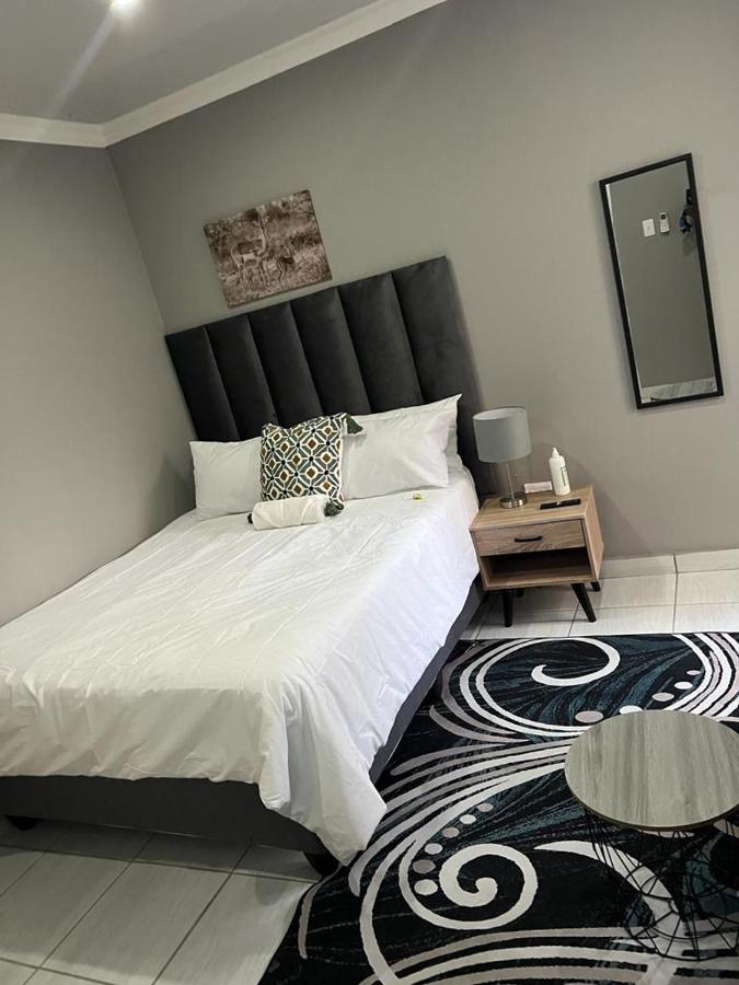 Willow Guest House Boksburg Eksteriør bilde