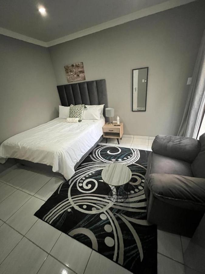 Willow Guest House Boksburg Eksteriør bilde