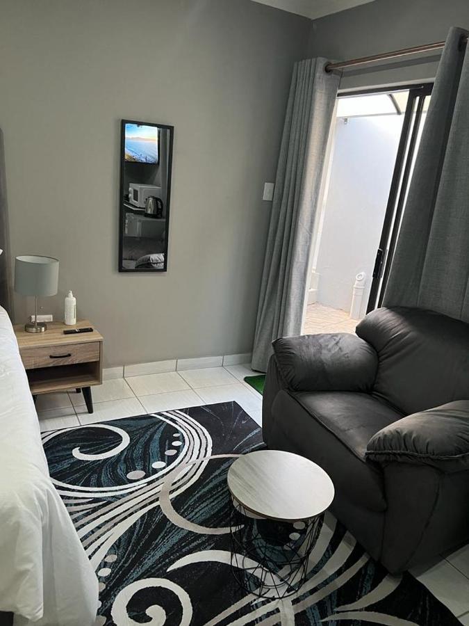 Willow Guest House Boksburg Eksteriør bilde