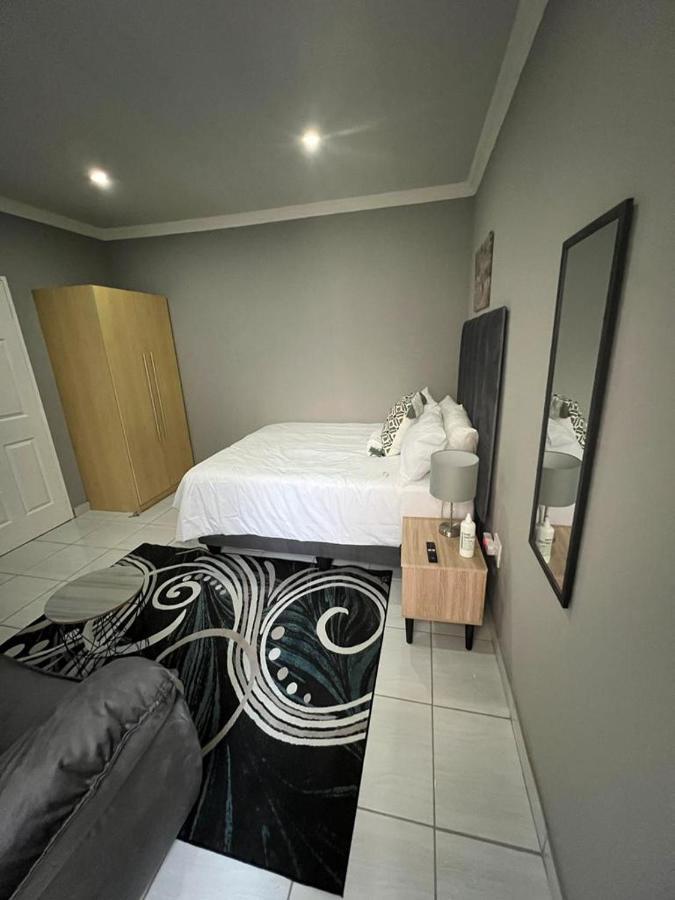 Willow Guest House Boksburg Eksteriør bilde